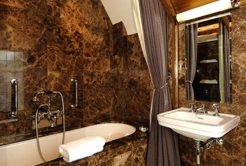 мраморная ванная комната дизайн 