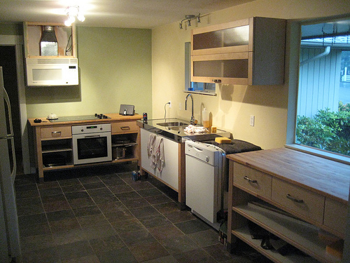Сланцевая плитка на кухне