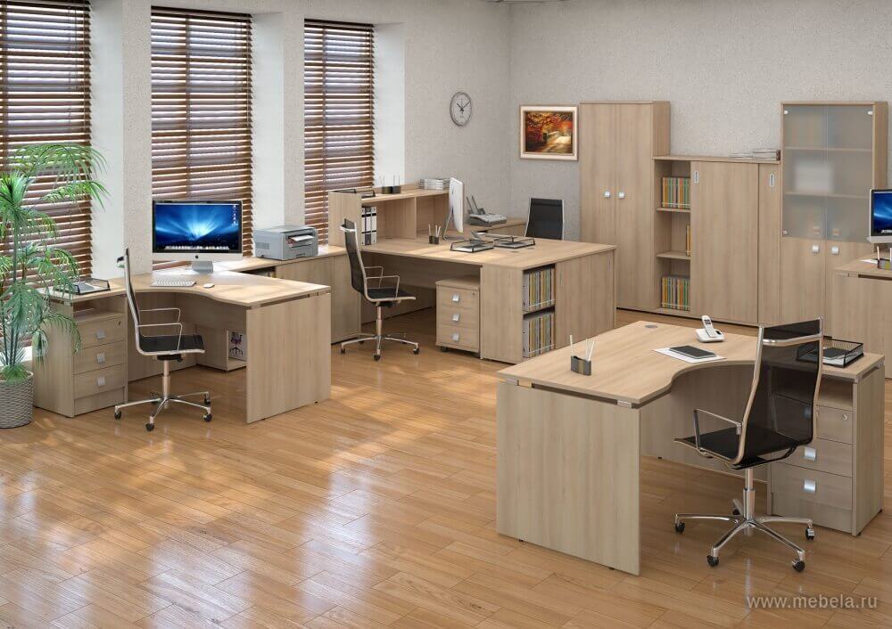 Офисный стол с большой столешницей